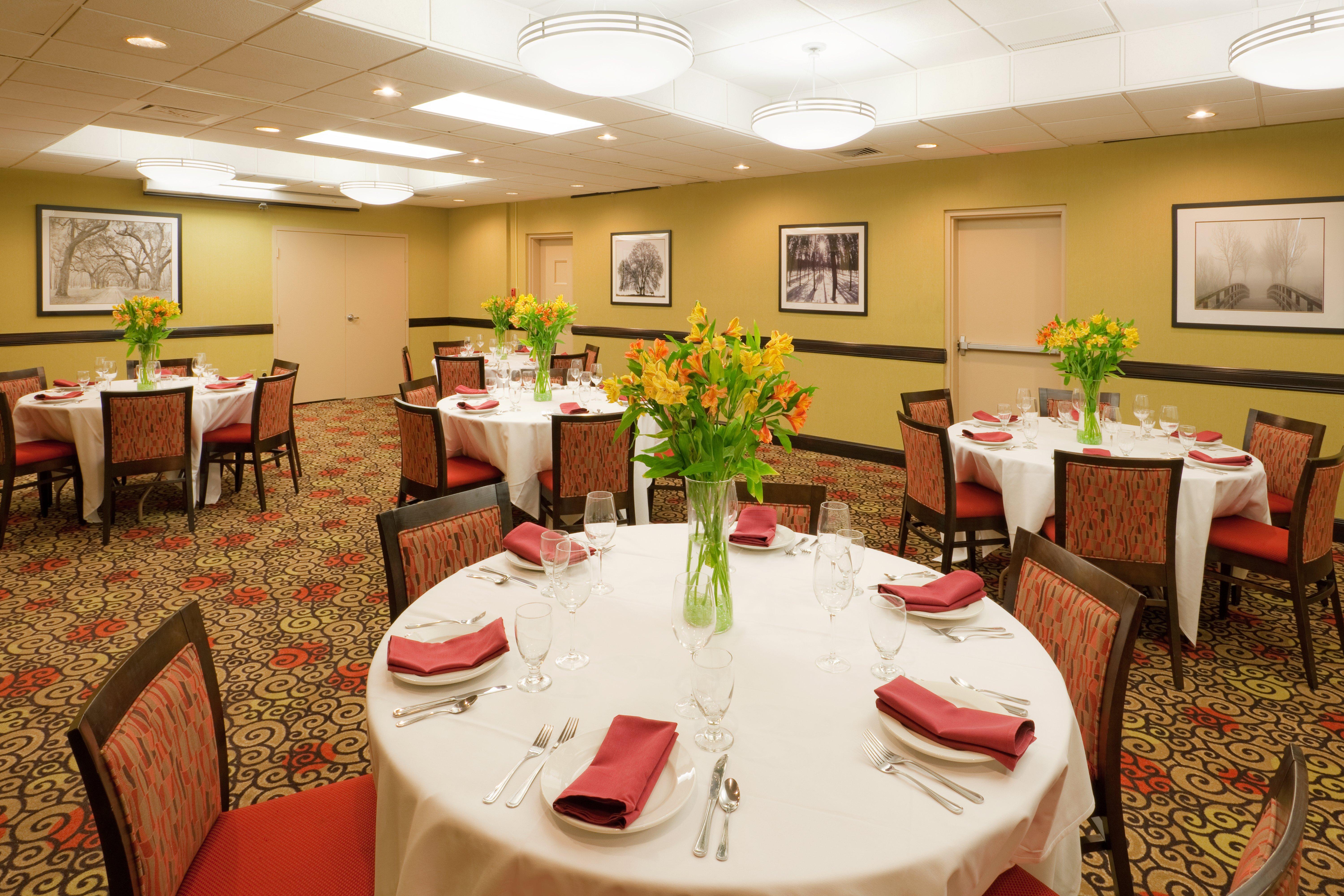 Holiday Inn Portsmouth By Ihg Exterior photo