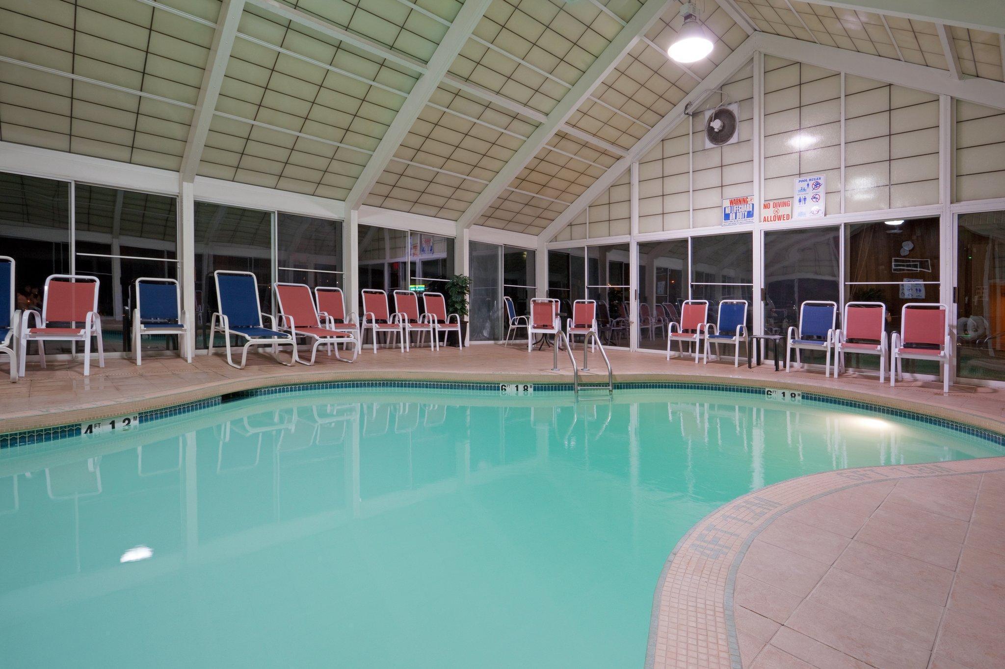 Holiday Inn Portsmouth By Ihg Exterior photo